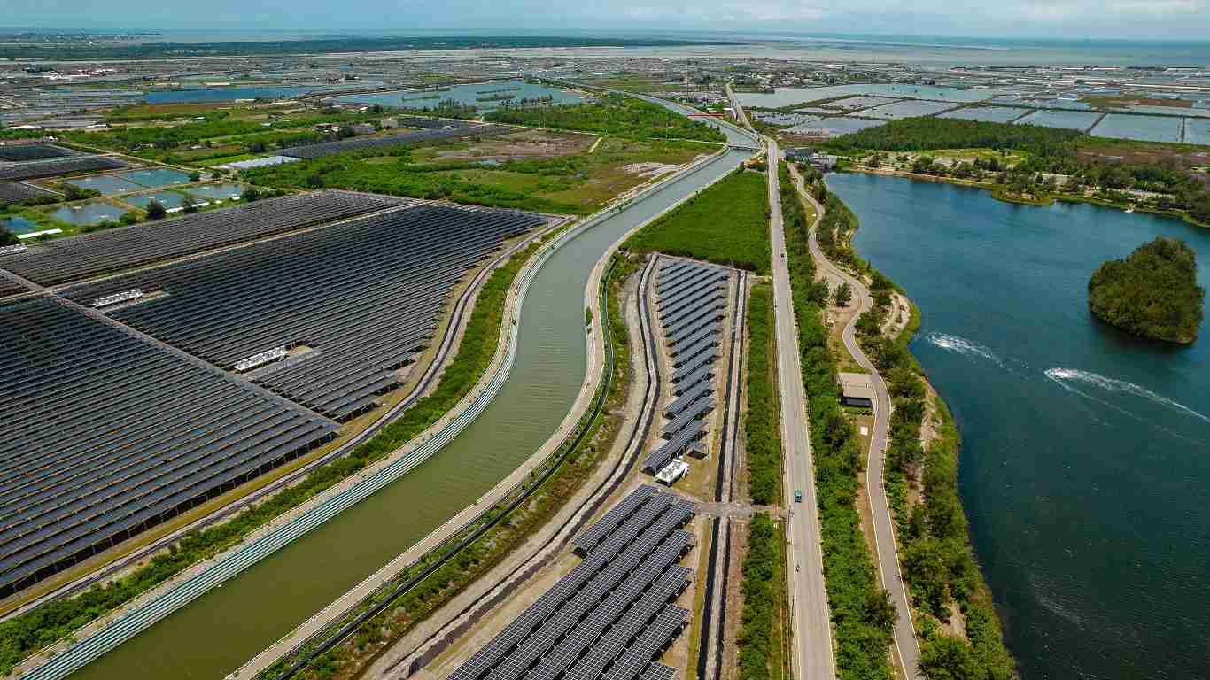 糖果派对能源事业提供智慧能源管理、、、、太阳能监控管理、、、全方位电厂建置及运维解决方案，，，，并拥有管理超过6000案场的经验